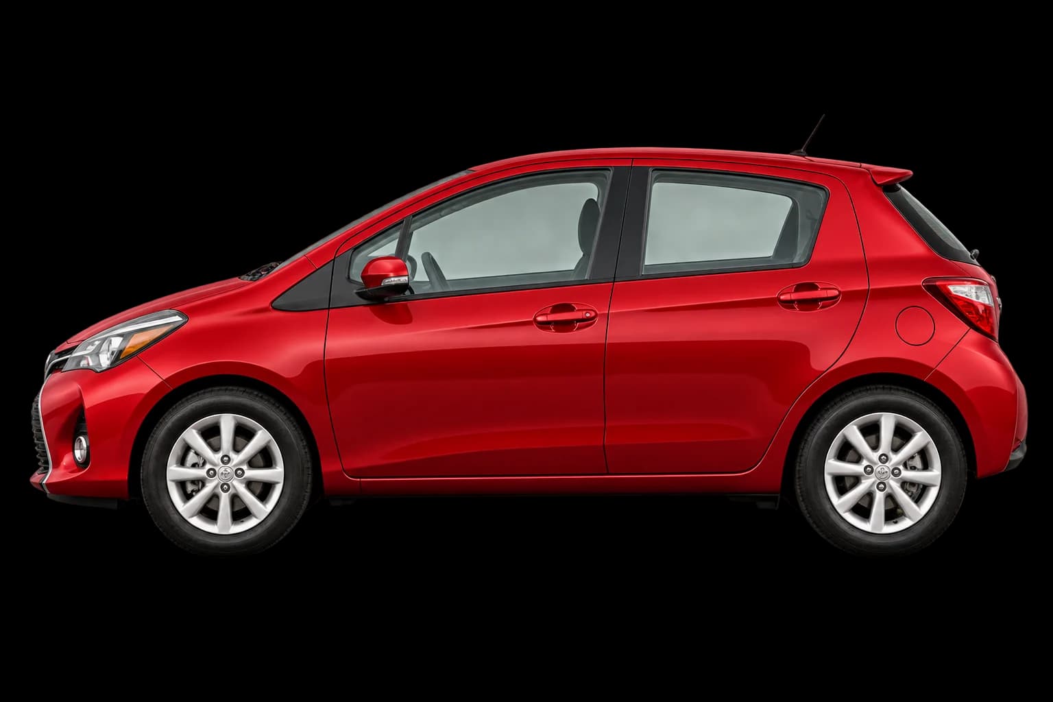 Visuel généré non contractuel Toyota Yaris · profil droit